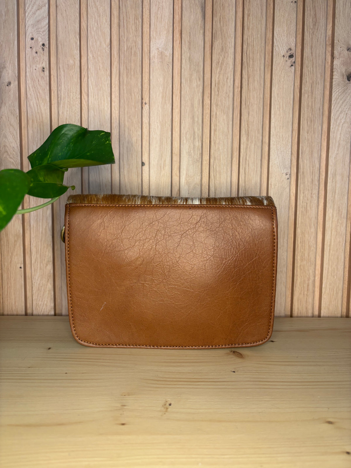 Leren tas met koeienprint - bruin/wit