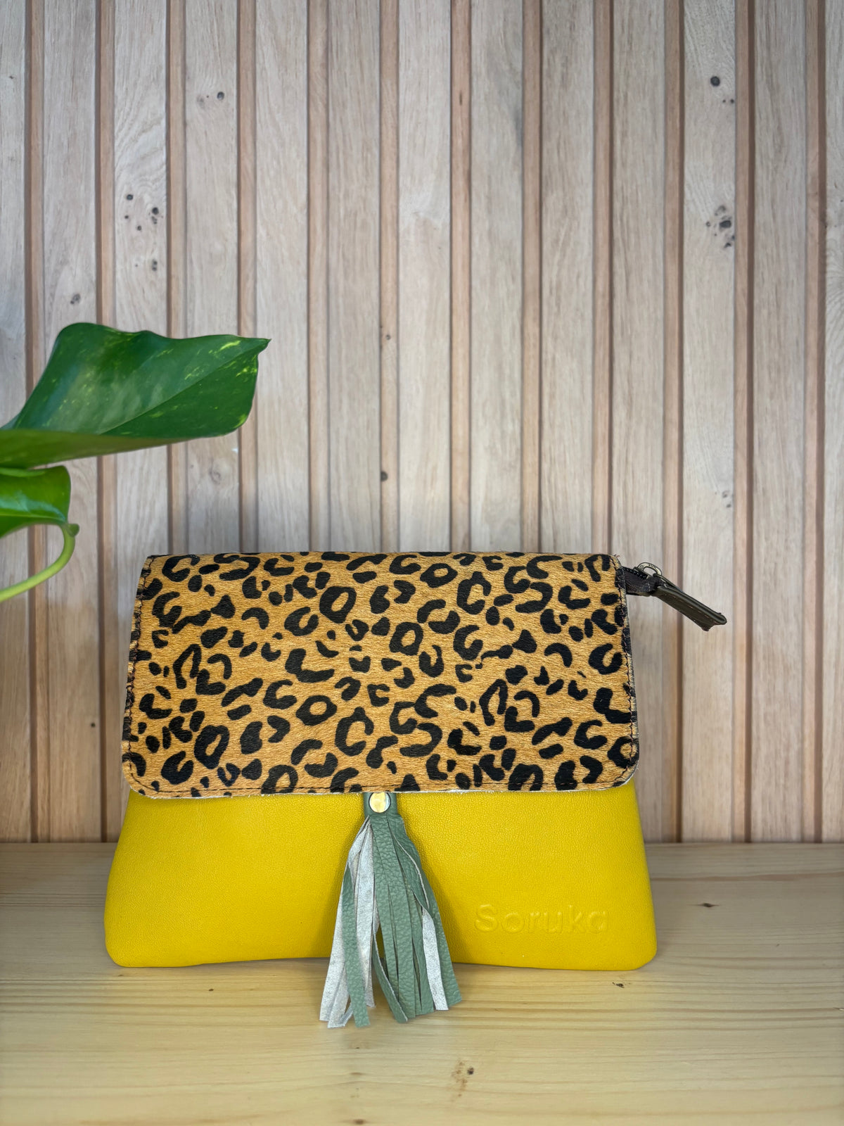 Leren tas met luipaardprint - geel