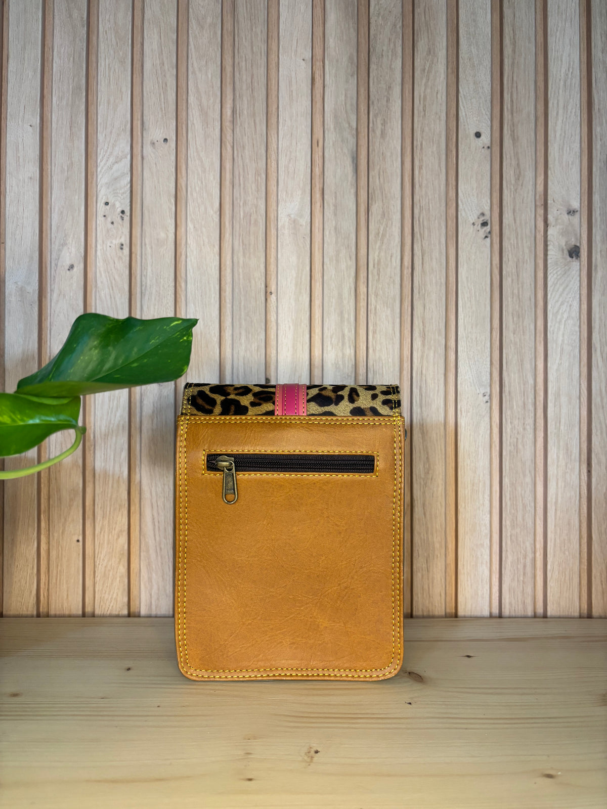 Leren tas met luipaardprint - roos