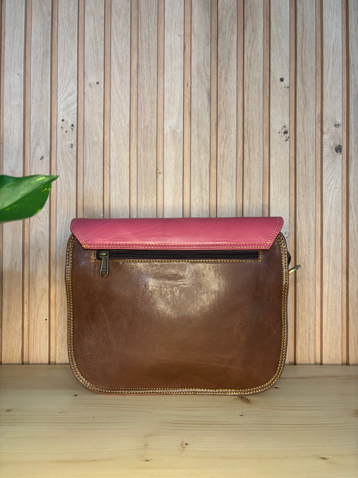 Leren tas zonder print - roos