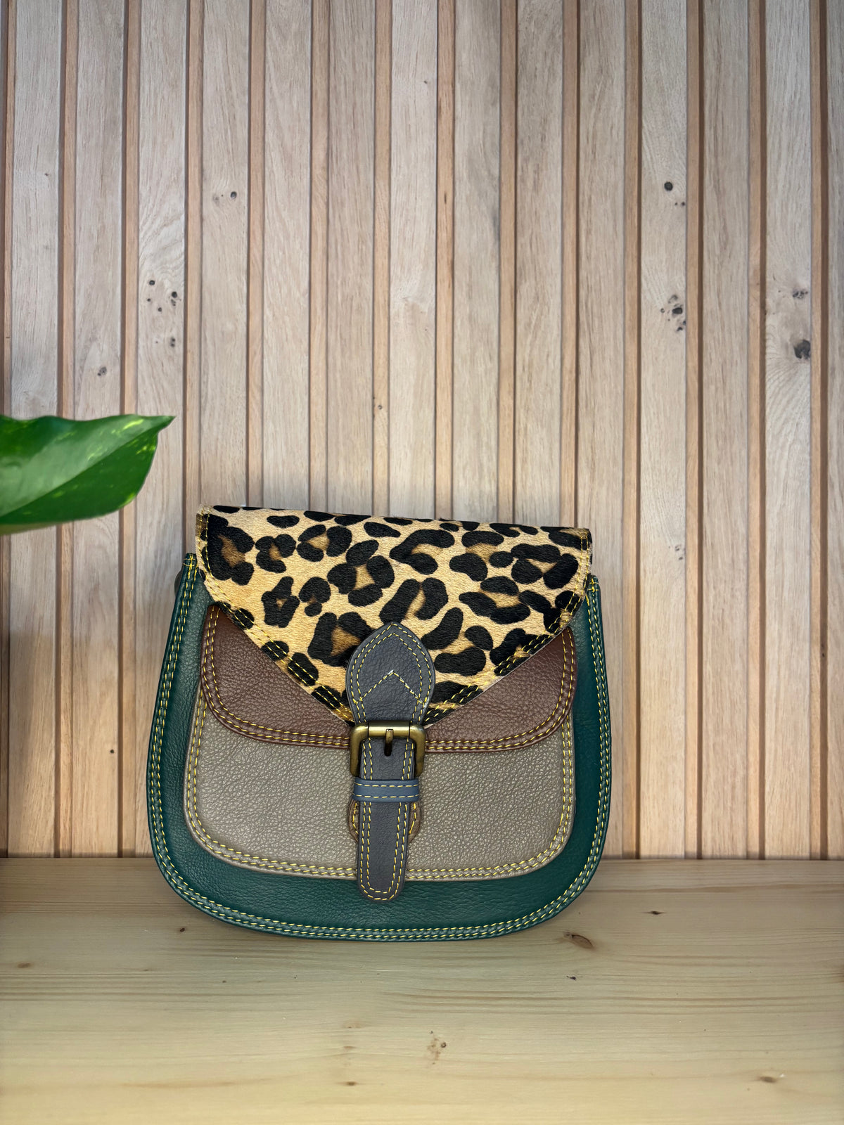 Leren tas met luipaardprint - groen
